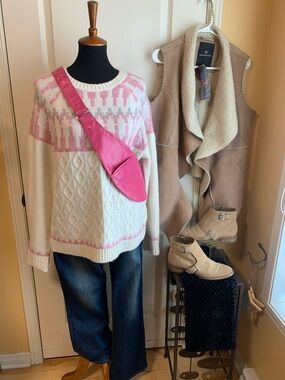 cupcakes & cashmere white/Pink Fair Isle Cable Knit Sweater